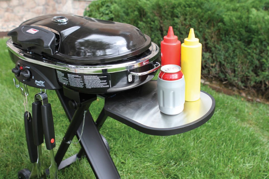 10 Best Gas Grills under $300 — Incomparable Flavor at no Extra Cost! (Summer 2022)