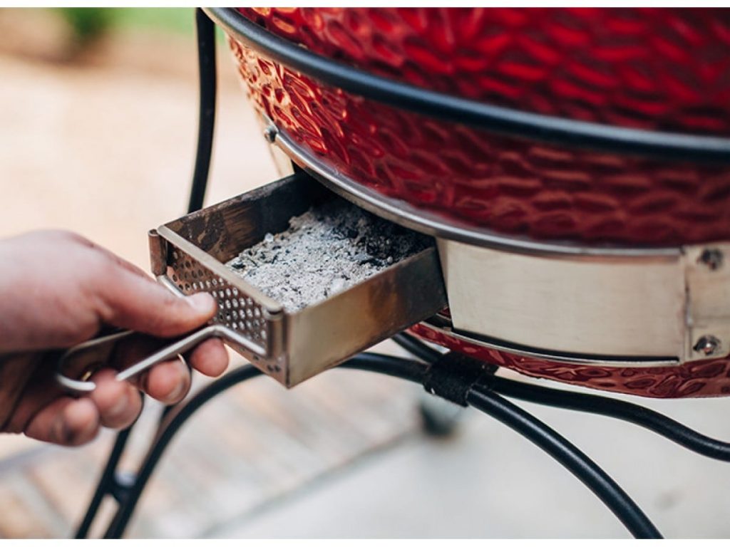 10 Best Kamado Grills - You Won't Be Able to Resist the BBQ (Winter 2023)