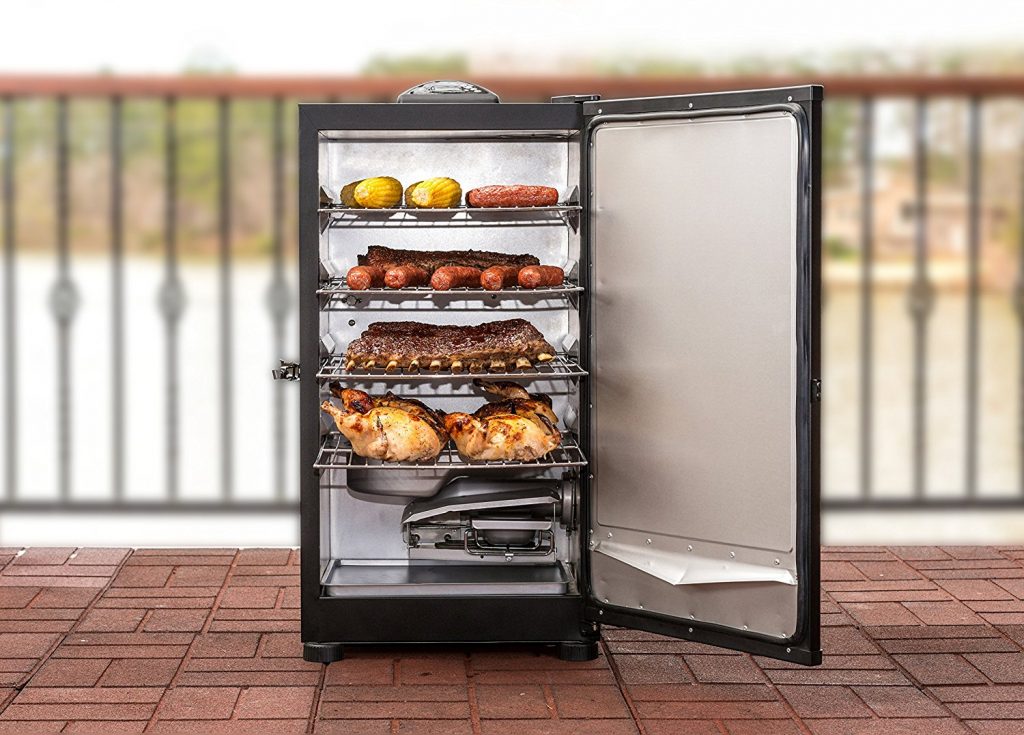 7 Best Masterbuilt Smokers for Your Mouthwatering Meals (Winter 2022)