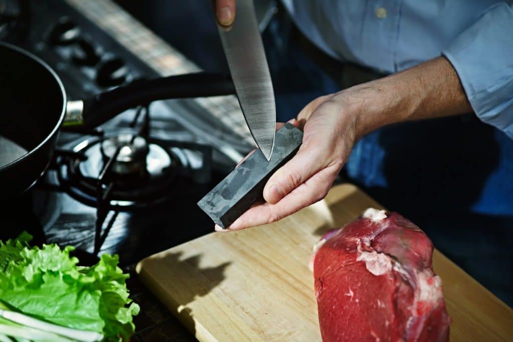 6 Best Knives for Cutting Meat of All Types (Winter 2022)