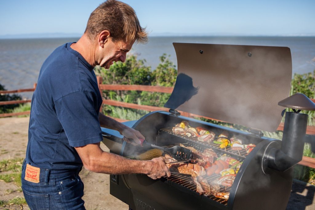 5 Best Pellet Grills under $500 – You Don't Have to Spend a Fortune on the Best Grilling Experience (Summer 2022)