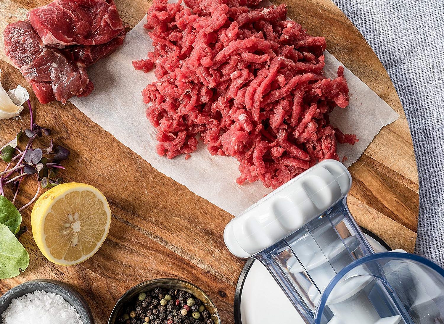 6 Best Meat Grinders — Take Your Food Quality under Control! (Winter 2022)