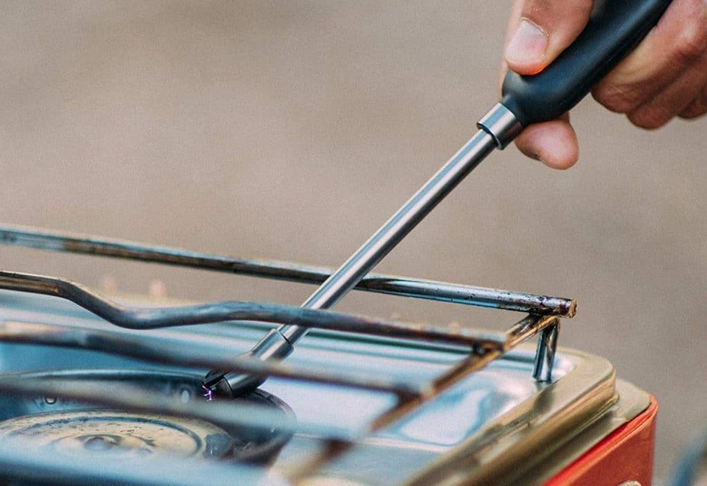 6 Best BBQ Lighters to Start Your Grilling Fast and Easy (Winter 2022)