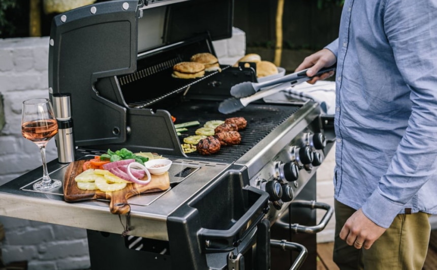 6 Best Broil King Grills for Indoor and Outdoor Use (Summer 2022)