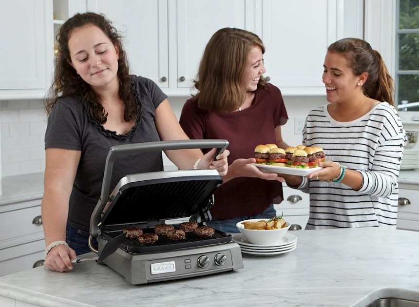 5 Best Cuisinart Griddles — Perfect Grill Right In Your Kitchen! (Summer 2022)