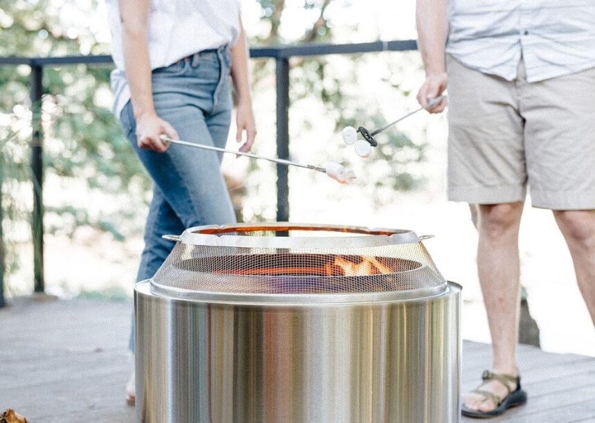 9 Best Fire Pit Spark Screens to Protect You From Any Accidental Fires (Winter 2022)
