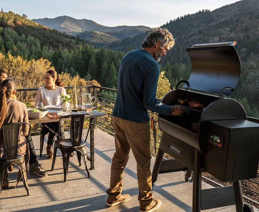 Traeger Ironwood 885 Review (Summer 2022)