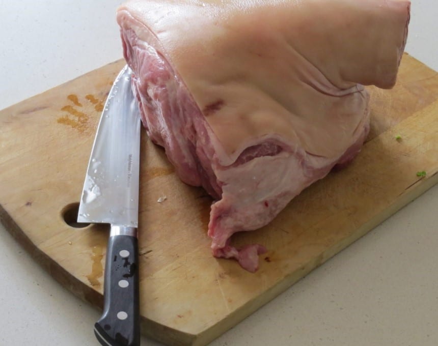 How to Debone Pork Shoulder in 7 Quick Steps