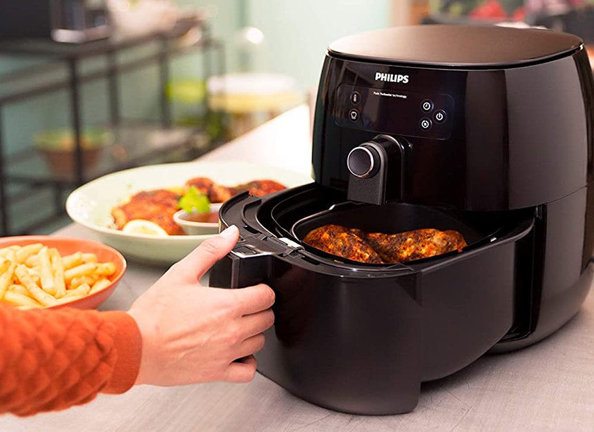 8 Best Philips Air Fryers: Detailed Reviews (Winter 2022)