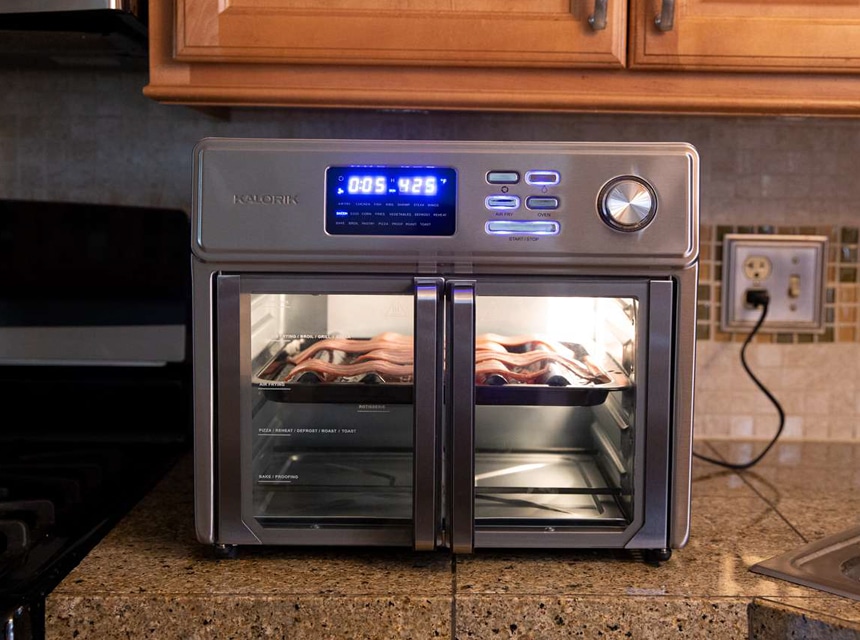 8 Best Large Air Fryers Perfect to Cook for a Big Company of Friends (Spring 2023)