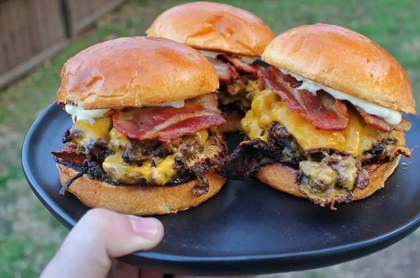 How to Cook Smash Burgers: Step-by-Step Recipe