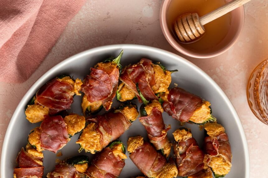 Bringing Spice to a Pot Luck: Mouthwatering Smoked Jalapeno Poppers Recipe
