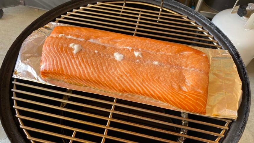 6 Best Woods for Smoking Salmon: The Right Choice for the Perfect Meal (Winter 2022)